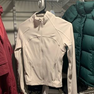 Lululemon cropped define in bone size 4